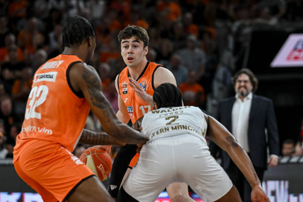 战术布局决 战术布局决