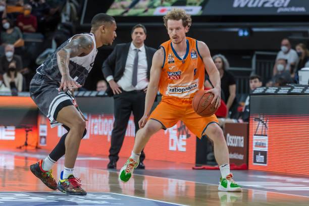 马强大压迫 马强大压迫