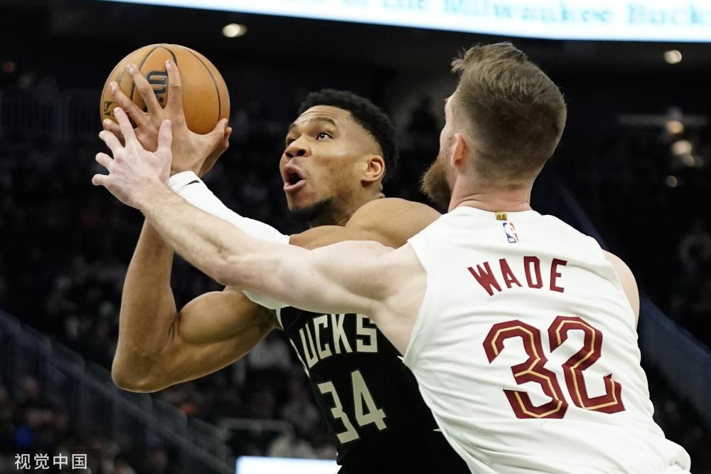 带领球队在 带领球队在